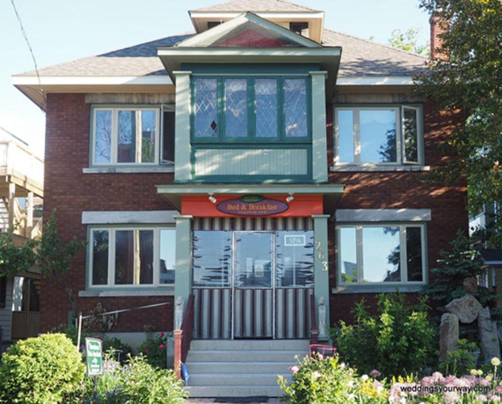 Downtown Bed And Breakfast Ottawa Esterno foto