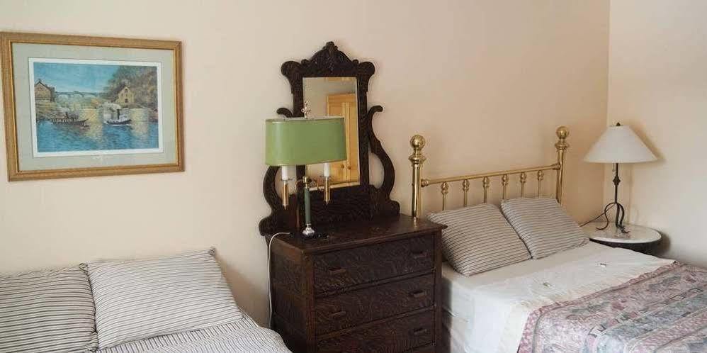 Downtown Bed And Breakfast Ottawa Esterno foto