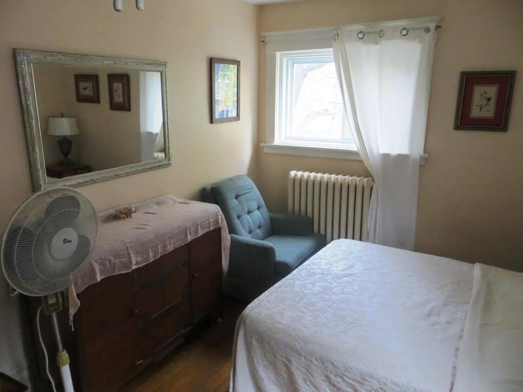 Downtown Bed And Breakfast Ottawa Esterno foto