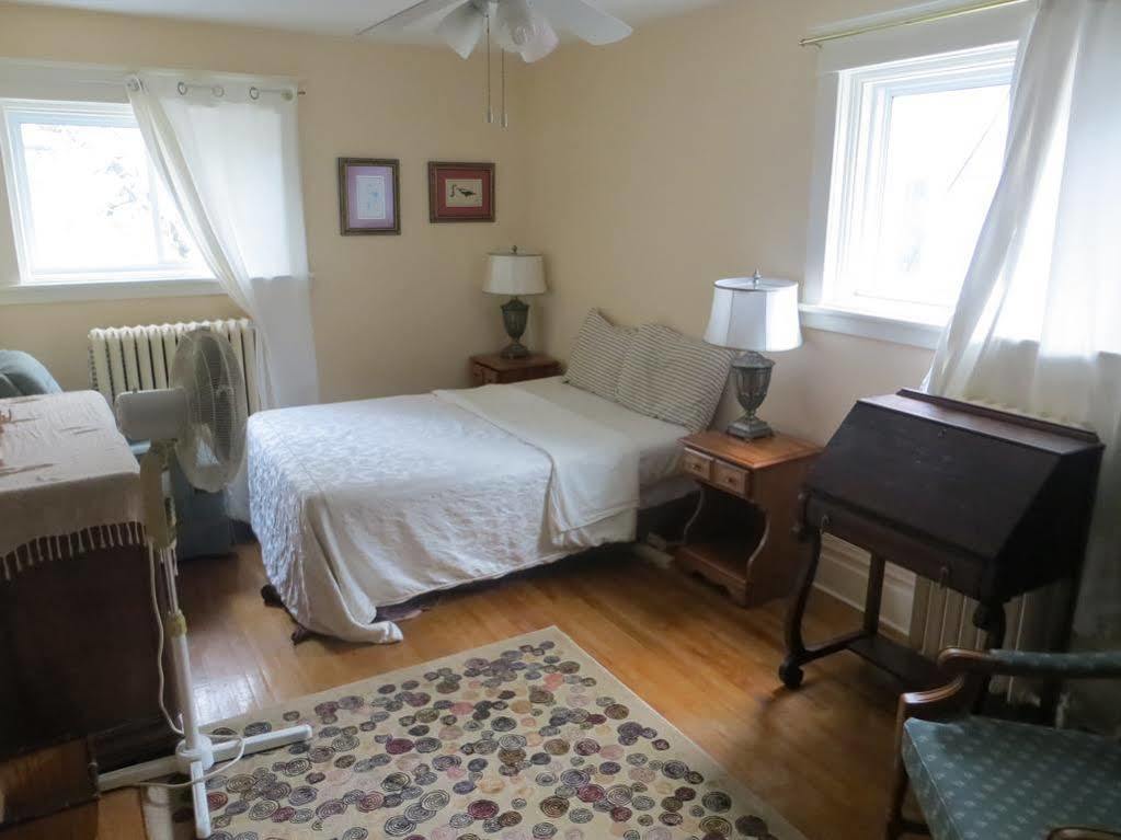 Downtown Bed And Breakfast Ottawa Esterno foto